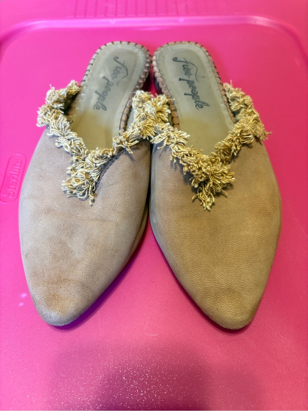 Free People Pointed Toe Mules Size 39 Beige Suede Fringe Slip On Boho Flats